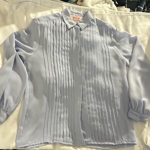 Pale violet silk blouse size 10 with a mix of pearl & regular buttons